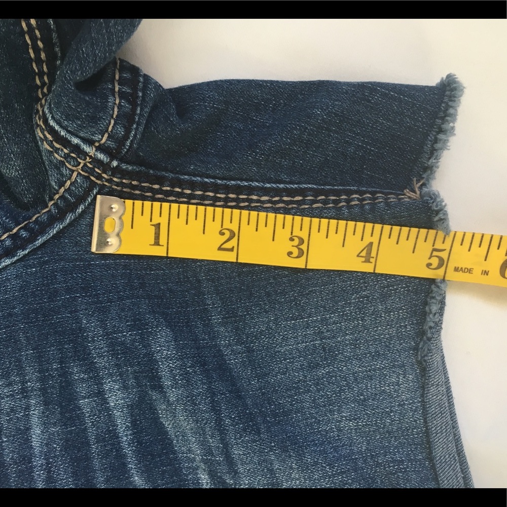 HYDRAULIC BLUE JEWELED CUTOFF JEAN SHORTS SIZE 1/2 - Picture 8 of 8